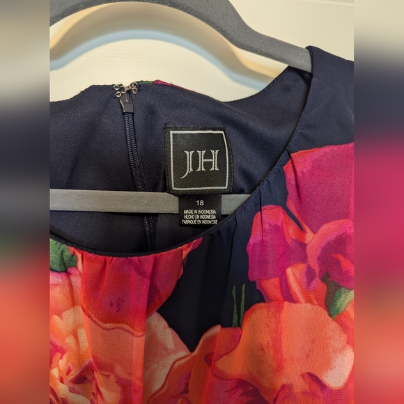 Jessica Howard Dress - Picture 3 of 4